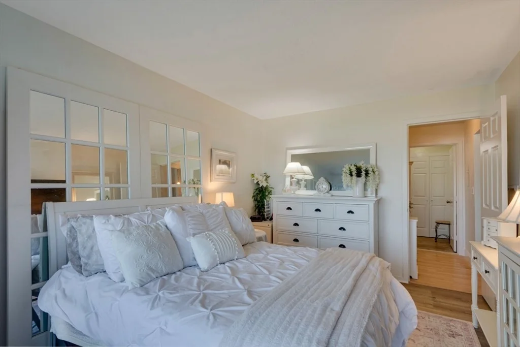 Photo of Unit 3303 at 700 Shore Drive