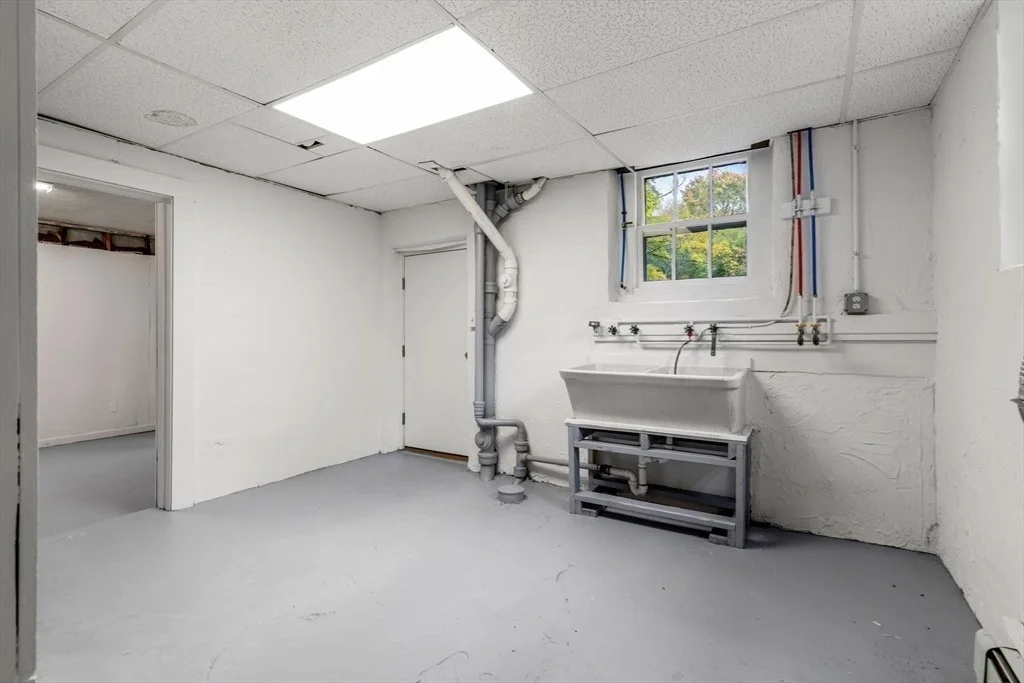 Photo of 24 Vaille Ave
