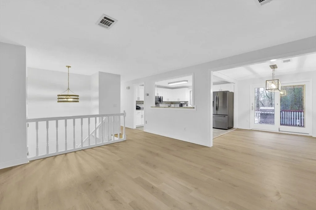 Photo of 25 Fox Hill Rd