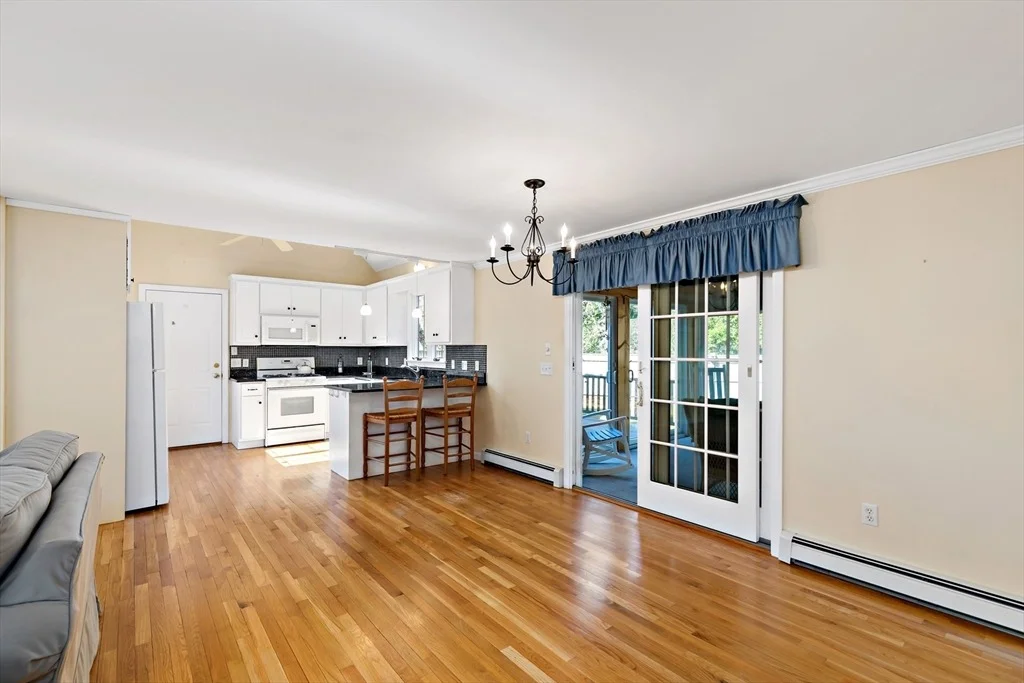 Photo of 120 Stonehenge Dr