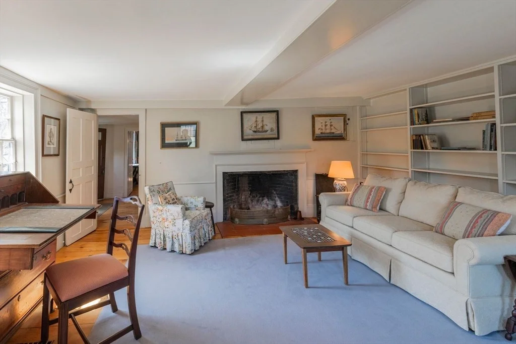 Photo of 9 Maple Street