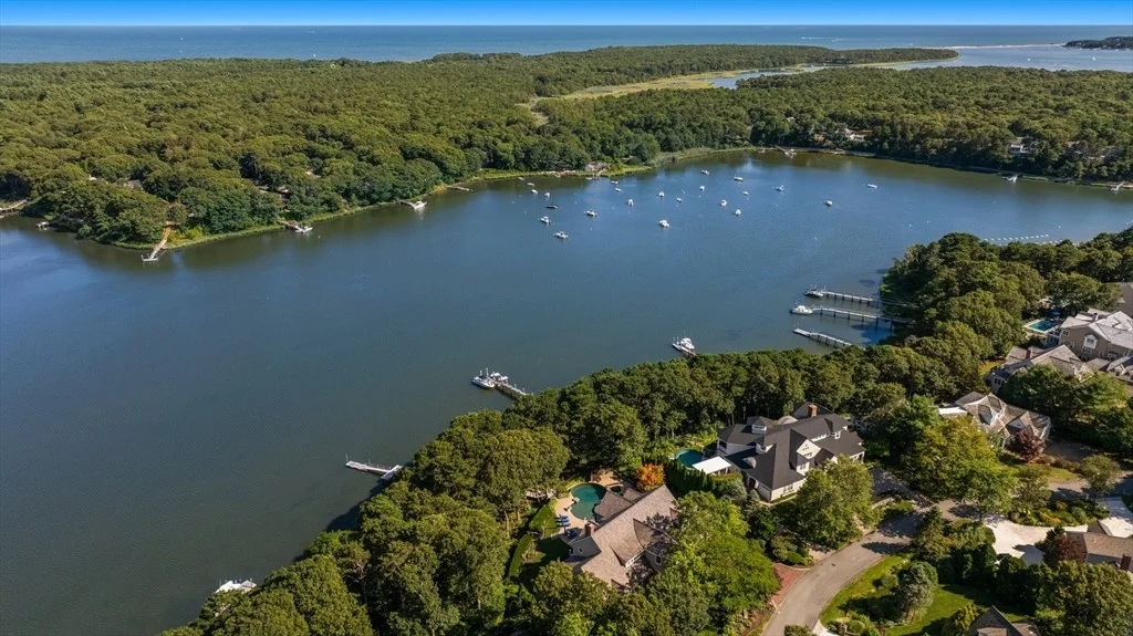 Photo of 37 Shoestring Bay Road