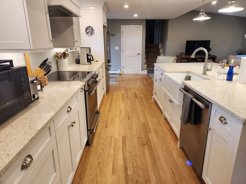 Photo of 10 Howard Ave