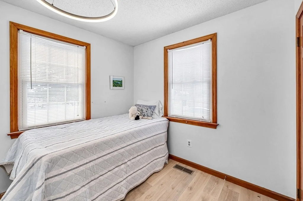 Photo of 365 Maple Rd