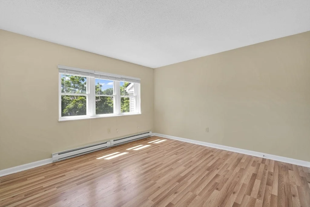 Photo of Unit J at 16 Maple Crest Cir