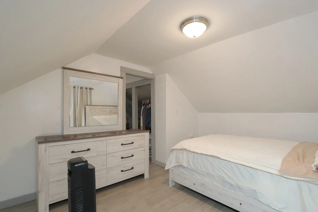 Photo of 140 Eddy St