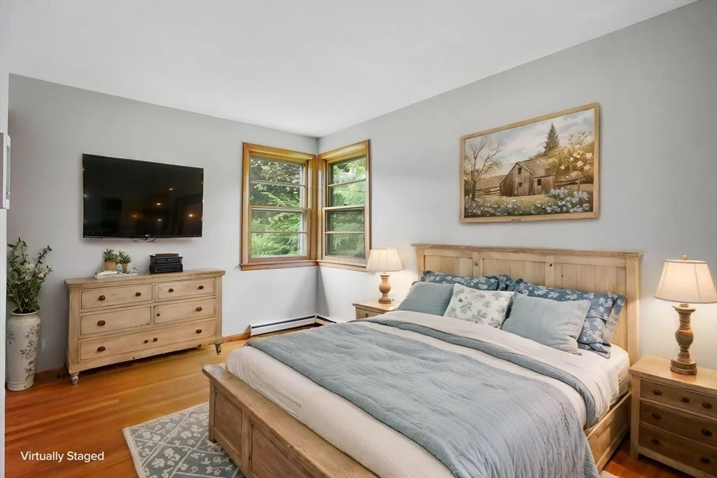 Photo of 185 Gardens Dr
