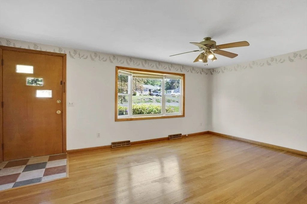 Photo of 152 Kendall St