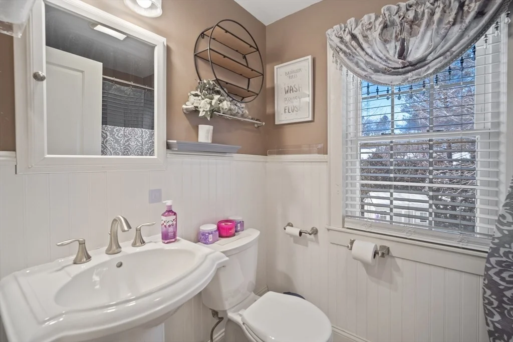 Photo of 144 Gillette Ave