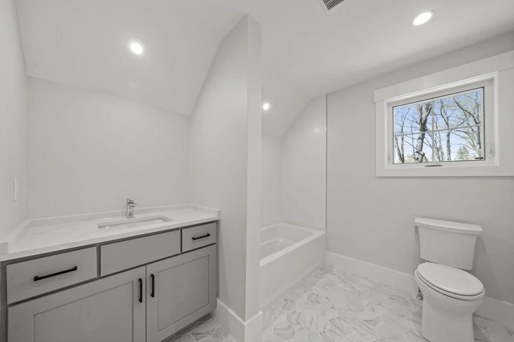 Photo of 301 Maple