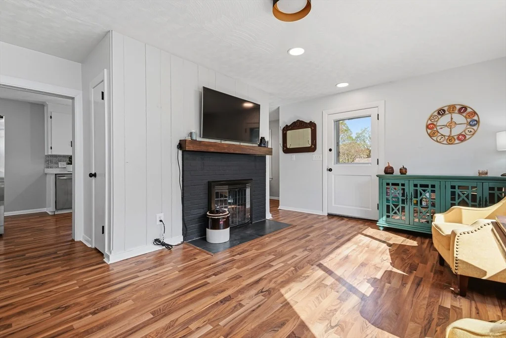 Photo of 21 Warren Rd