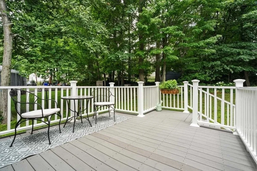Photo of 7 Caroline Dr