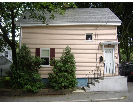 Photo of 25 Wade Ave