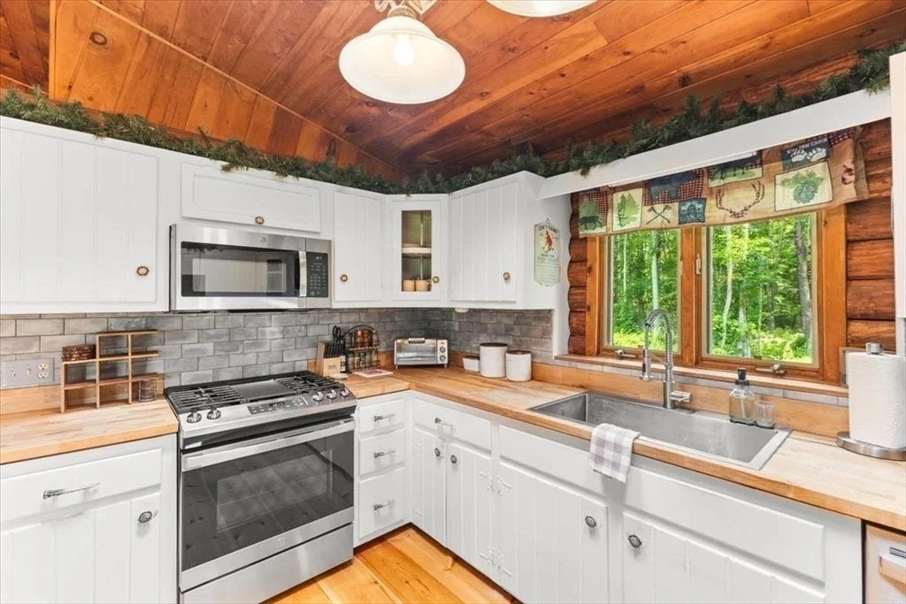 Photo of 148 Braley Hill Rd