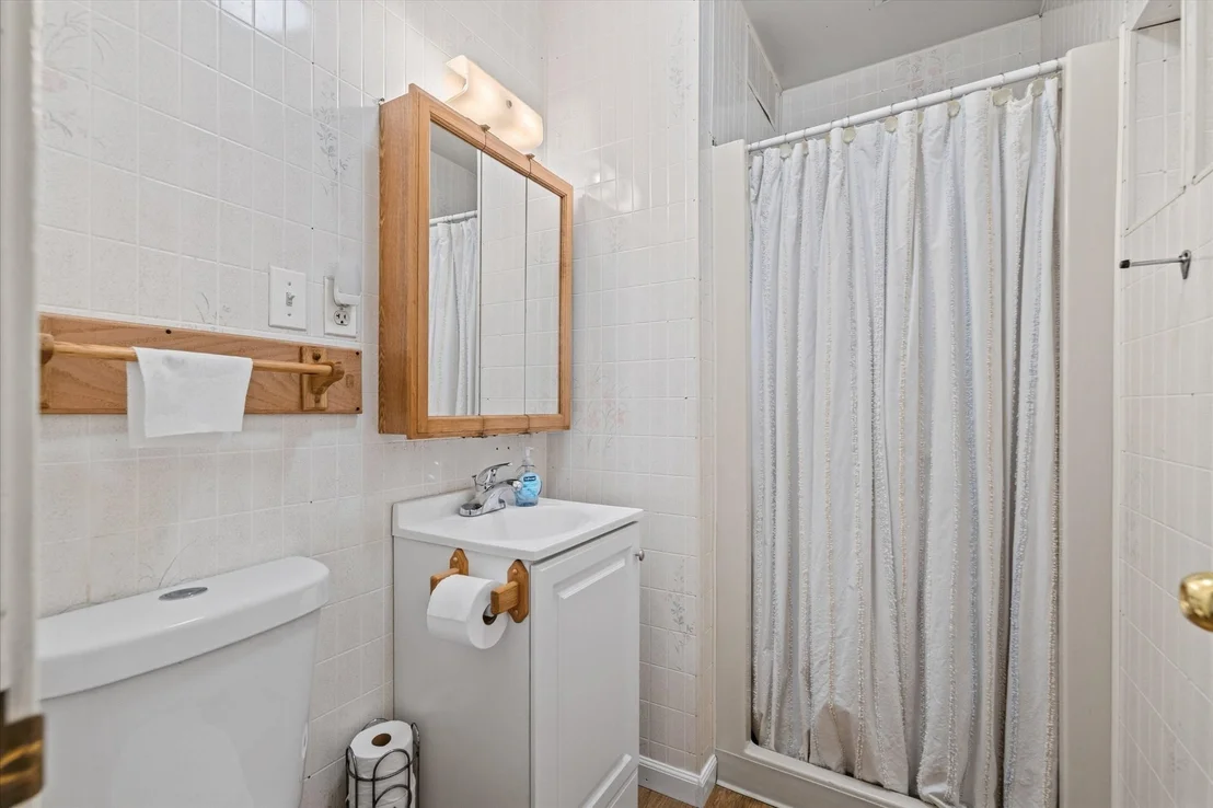 Photo of 39 Southbridge Rd