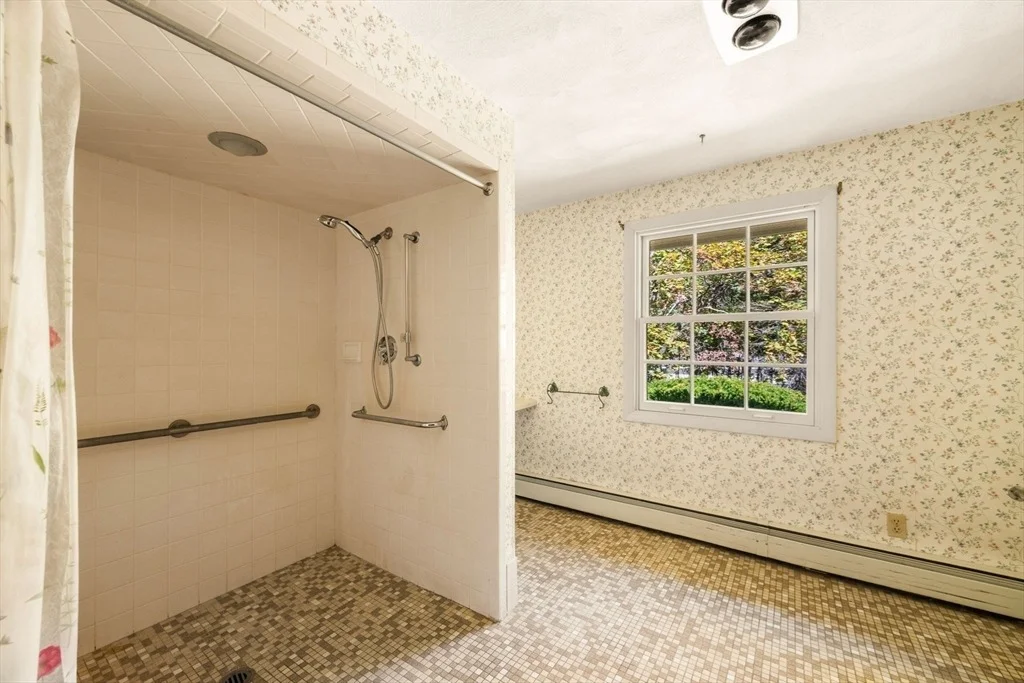 Photo of 8 Intervale Ave