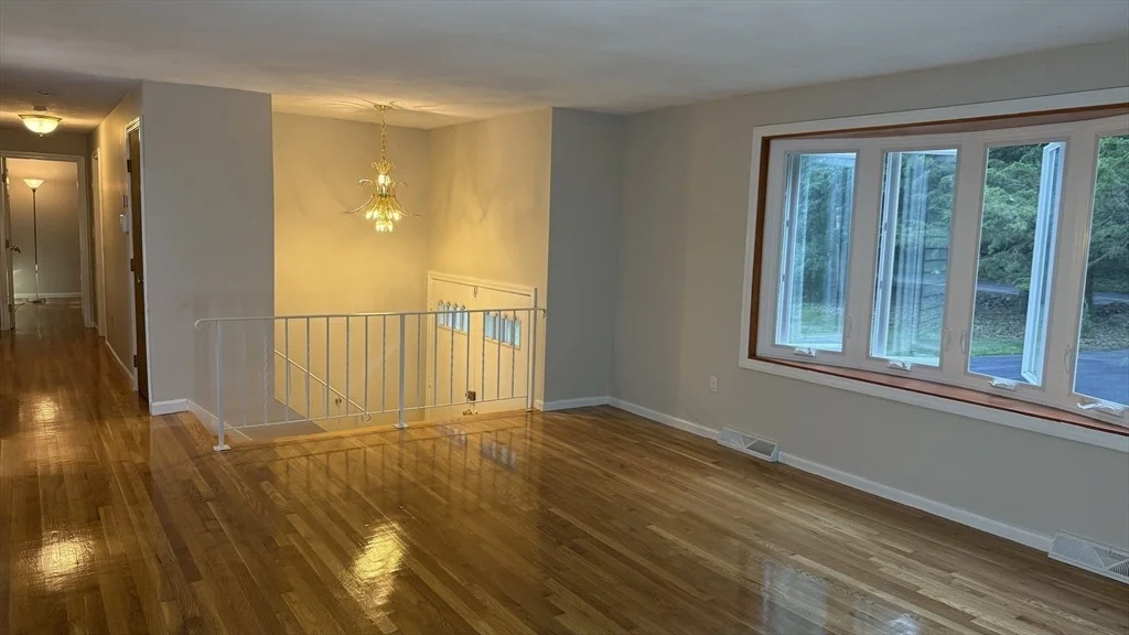 Photo of 48 Badger Rd