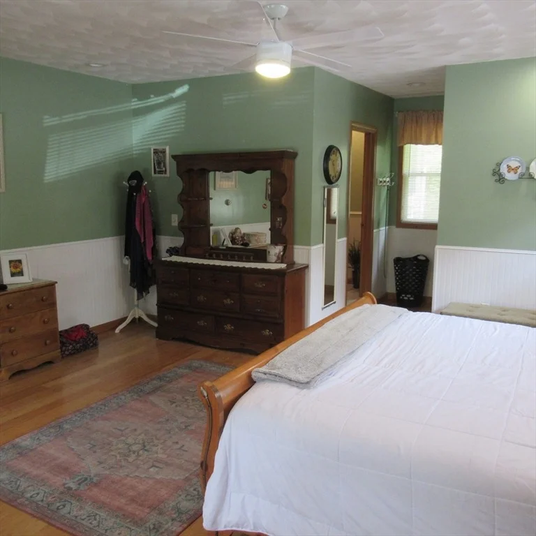Photo of 82 Fox Ave