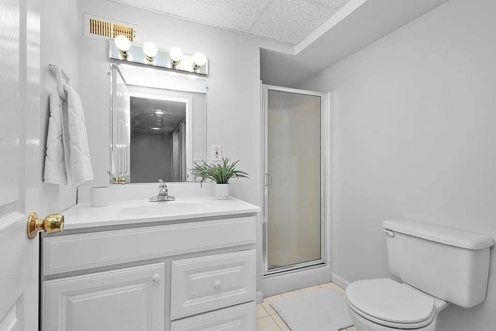 Photo of 8 Autumn Ln