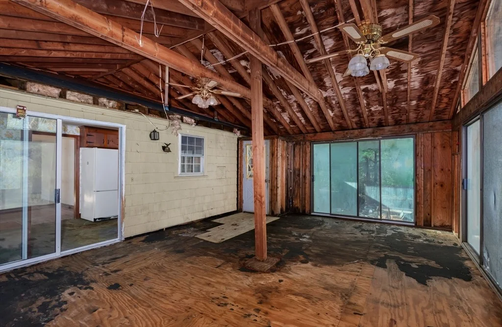 Photo of 103 Elm St