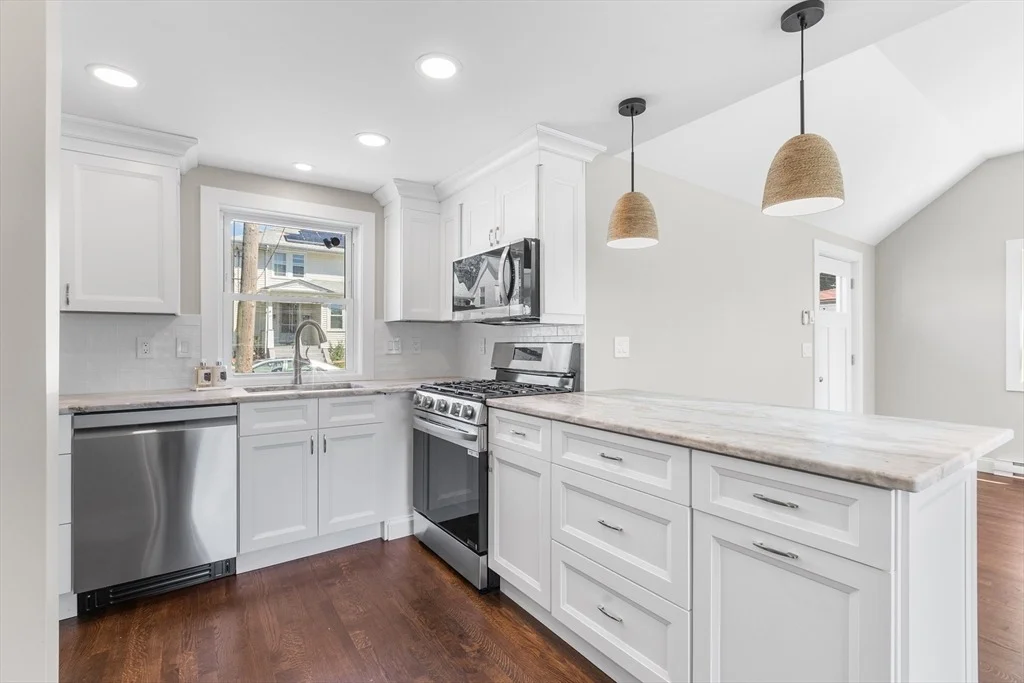 Photo of 39 Raymond St