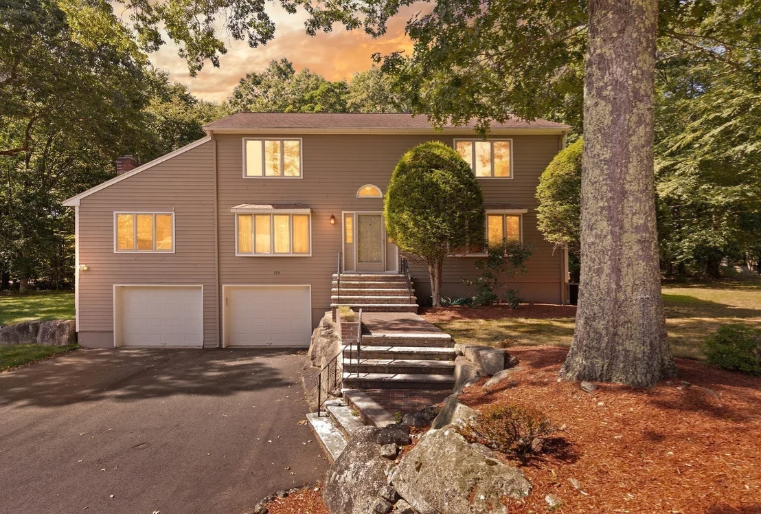 Photo of 109 Hampton Rd