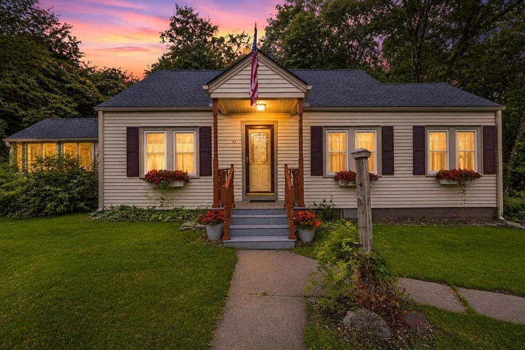 Photo of 43 Birches Rd