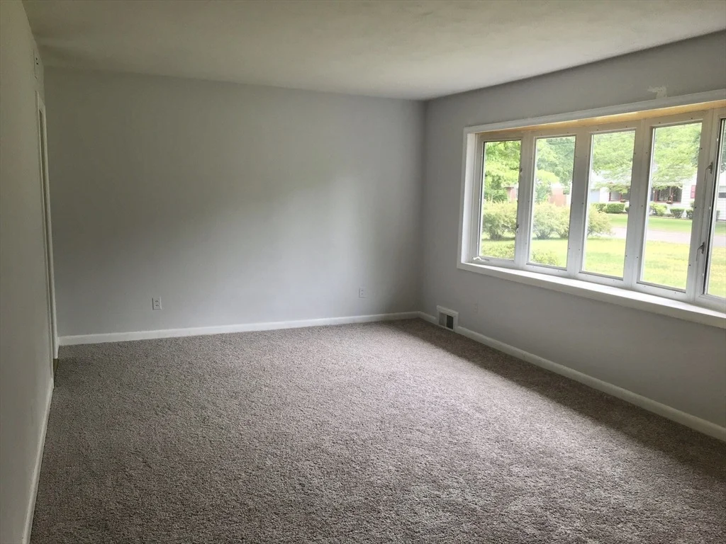Photo of 60 Terrace Ln