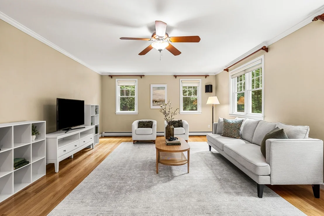 Photo of 132 Cold Spring Rd