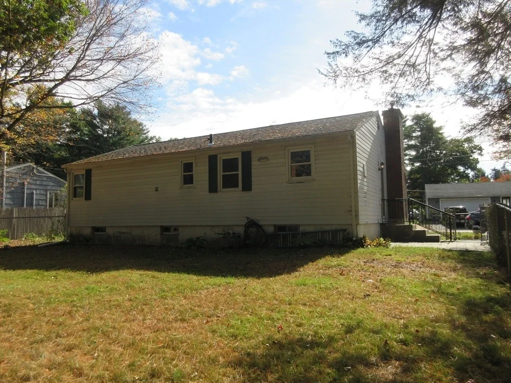 Photo of 23 Pinebrook Circle