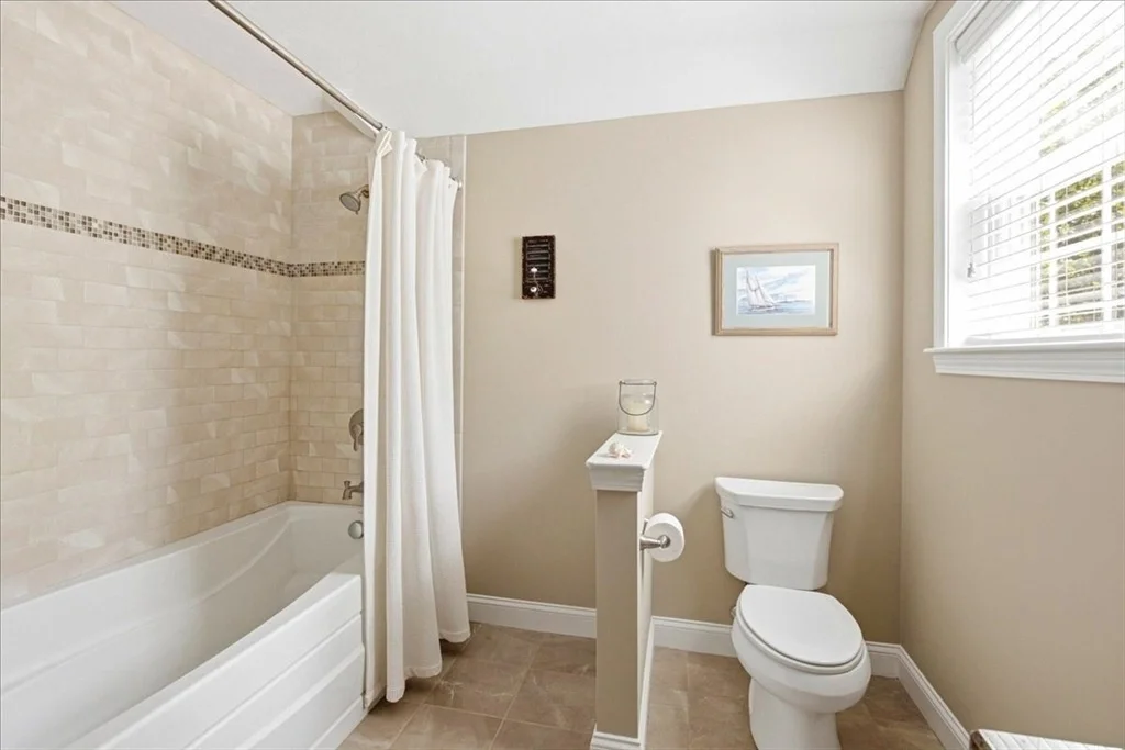 Photo of 6 Heron Rd