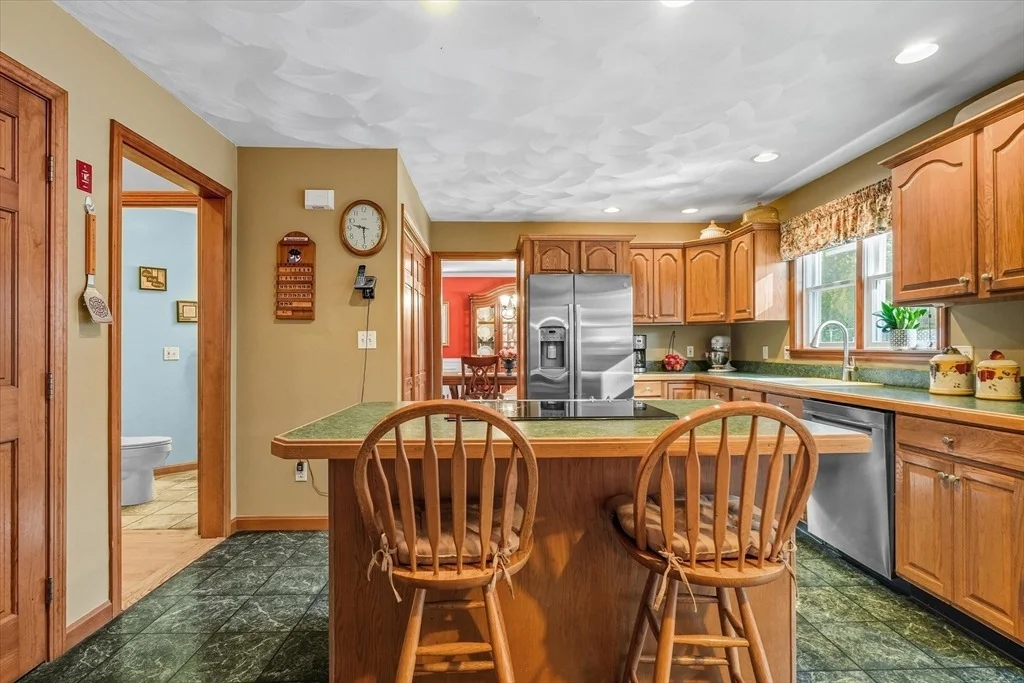 Photo of 325 Den Quarry Road