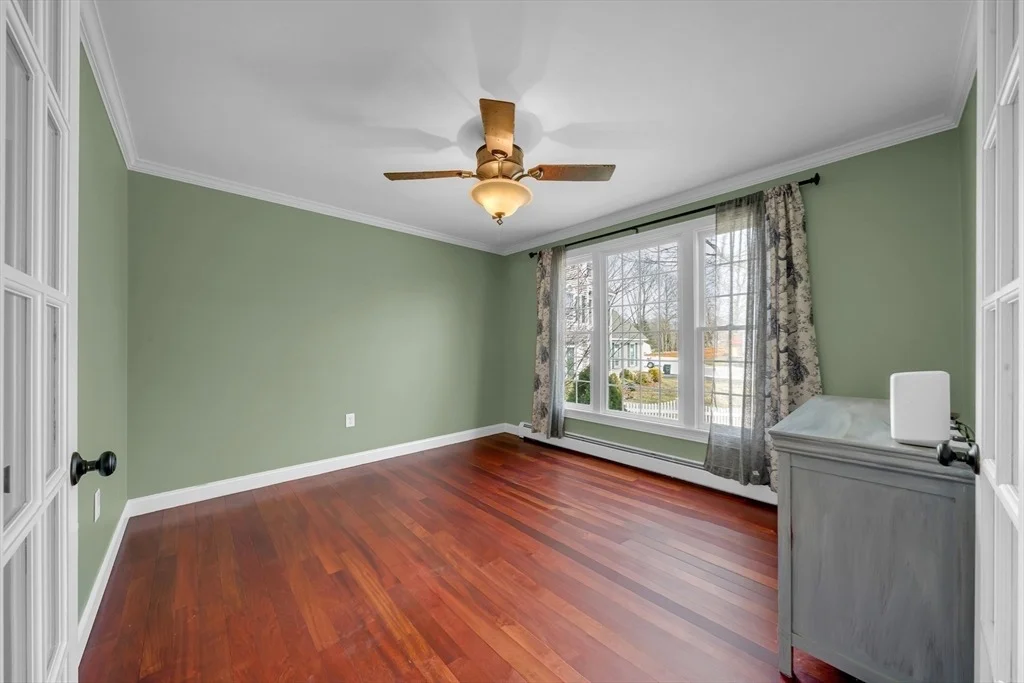 Photo of 8 Jacqueline Dr