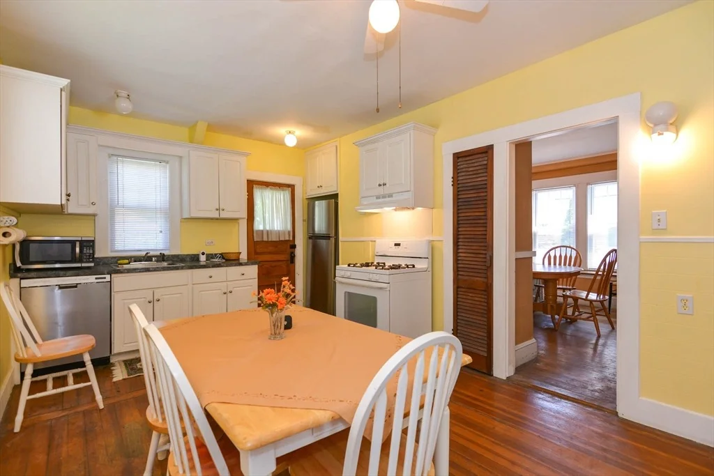 Photo of 25 Maple Ave.