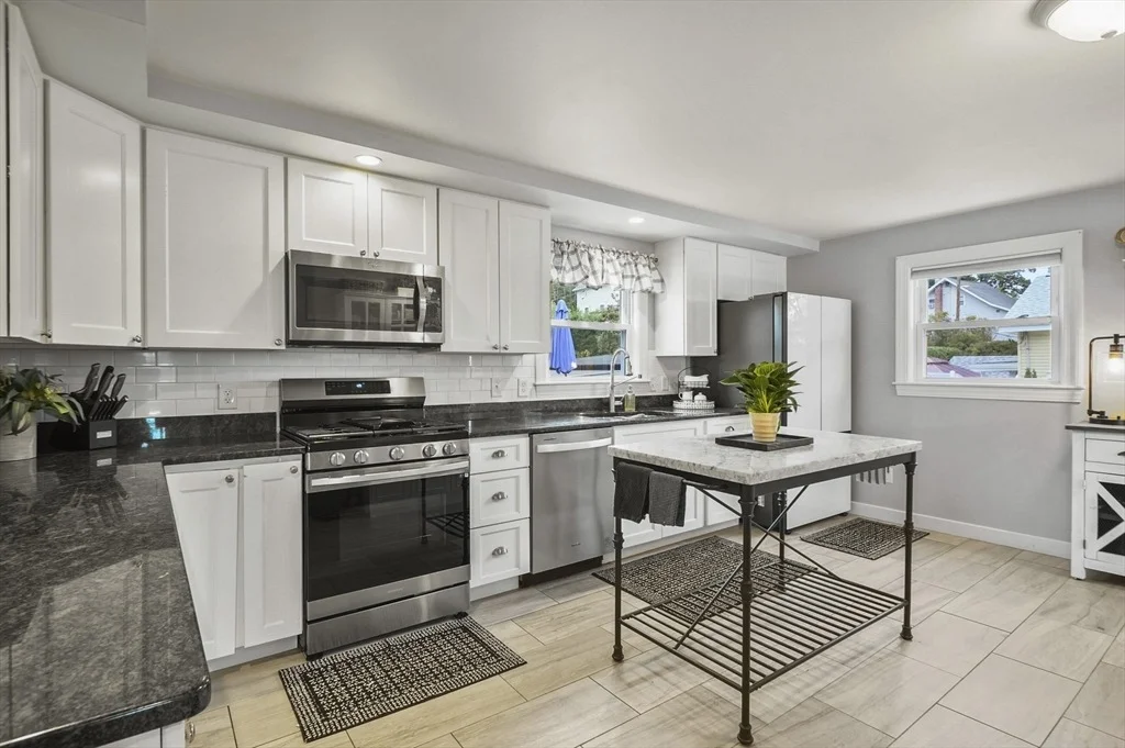 Photo of 334 Bridle Path