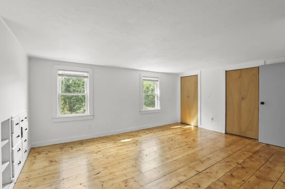 Photo of 200 Great Neck Rd