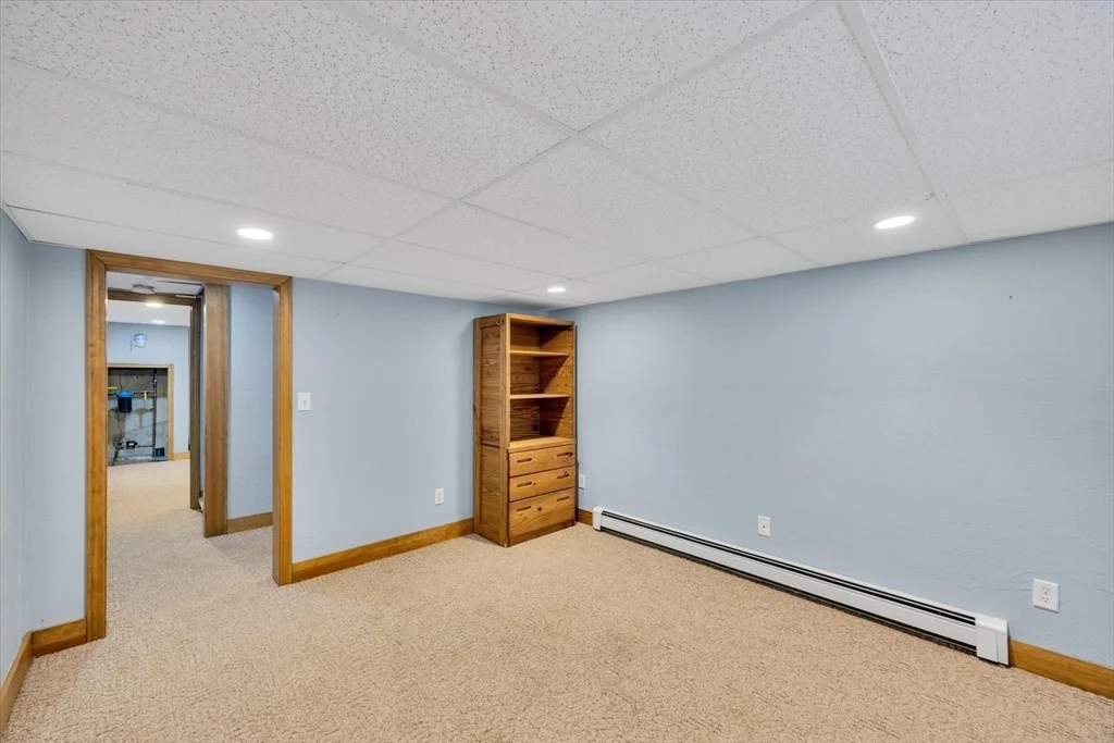 Photo of 34 Hilltop Dr