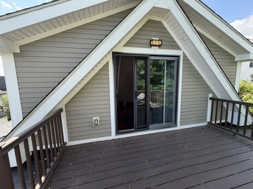 Photo of 32 Fremont Ave