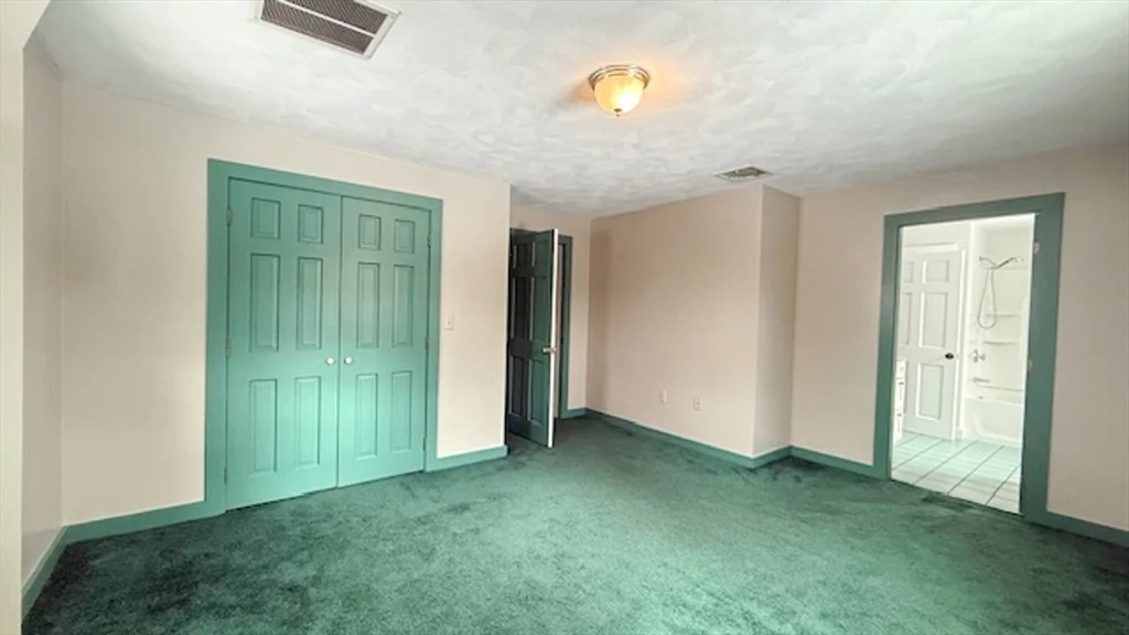 Photo of 10 Briggs Lane