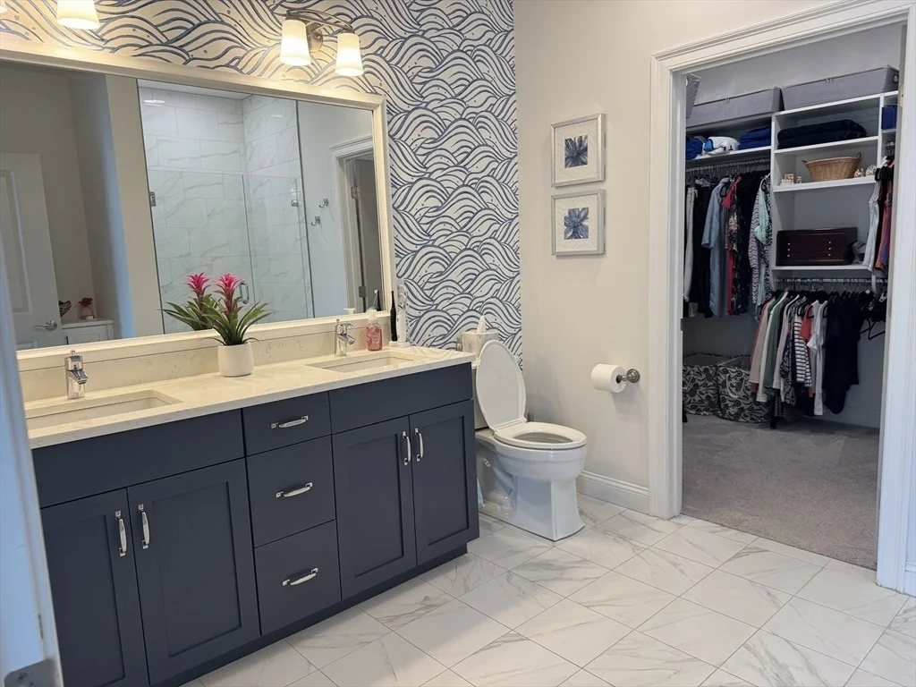 Photo of Unit 307 at 1 Revolution Way