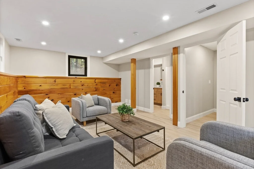 Photo of 8 Mulberry Cir