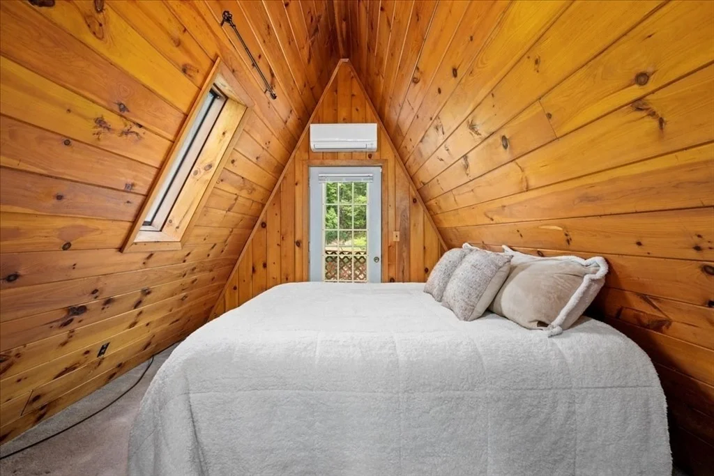 Photo of 245 Sutton Rd