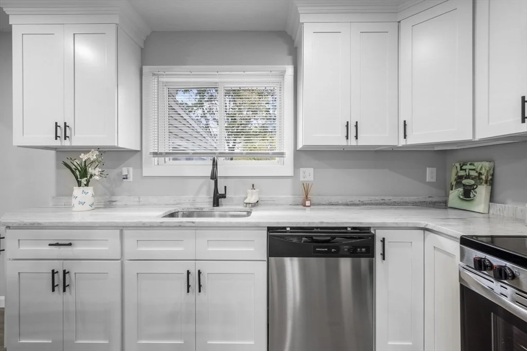 Photo of 92 Blue Bell Road