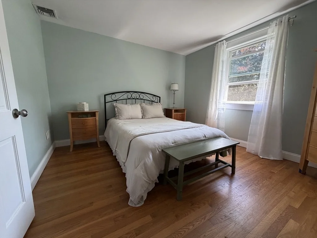 Photo of 16 Harrison Rd