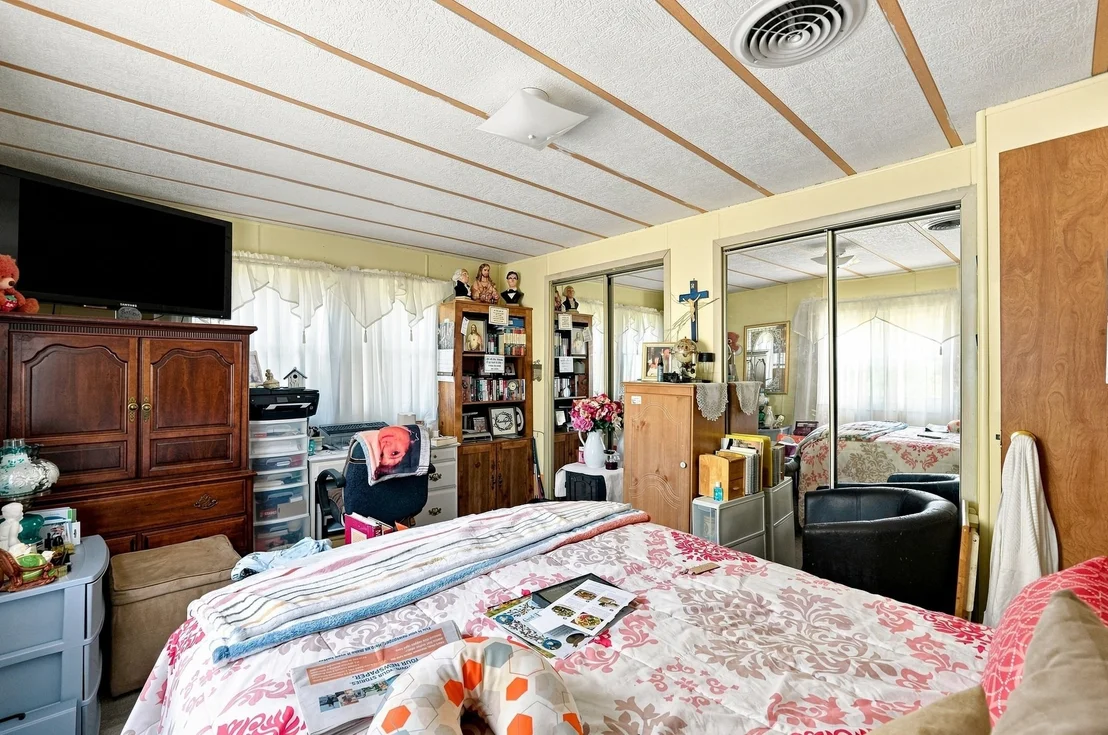 Photo of 60 Longboat Dr