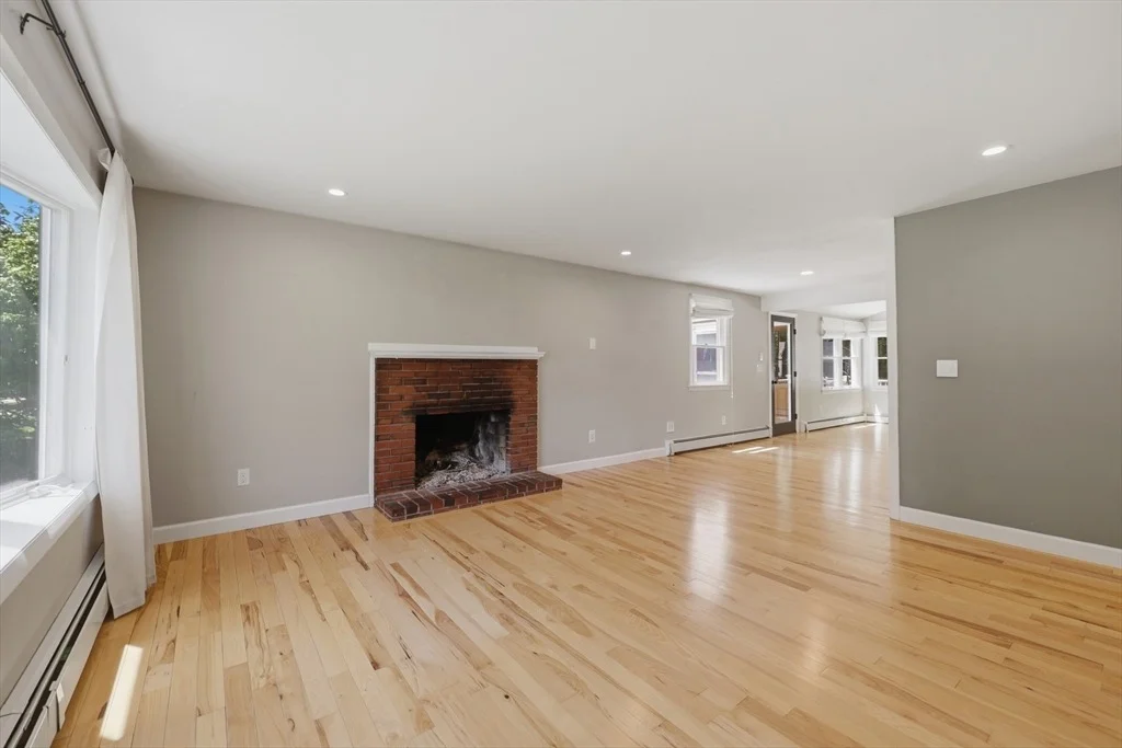 Photo of 14 Hemlock Drive