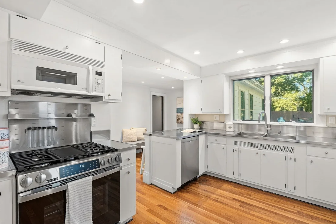 Photo of 70 Kensington Park