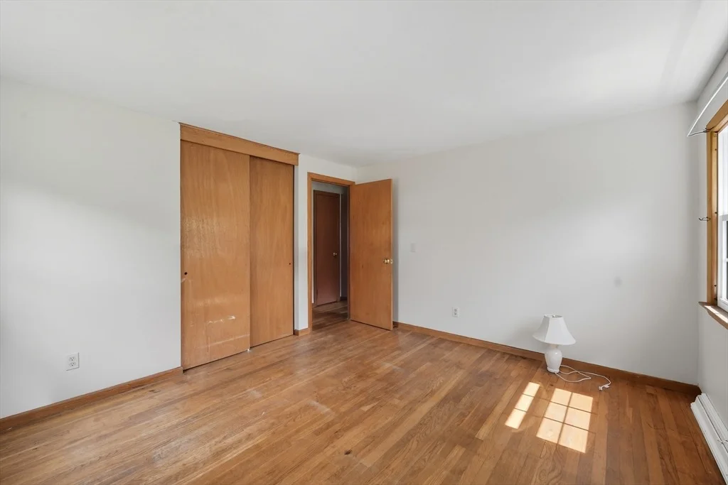 Photo of 89 Meadowbrook Rd
