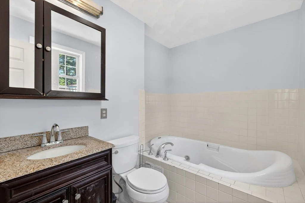 Photo of 3 Oak Leaf Cir