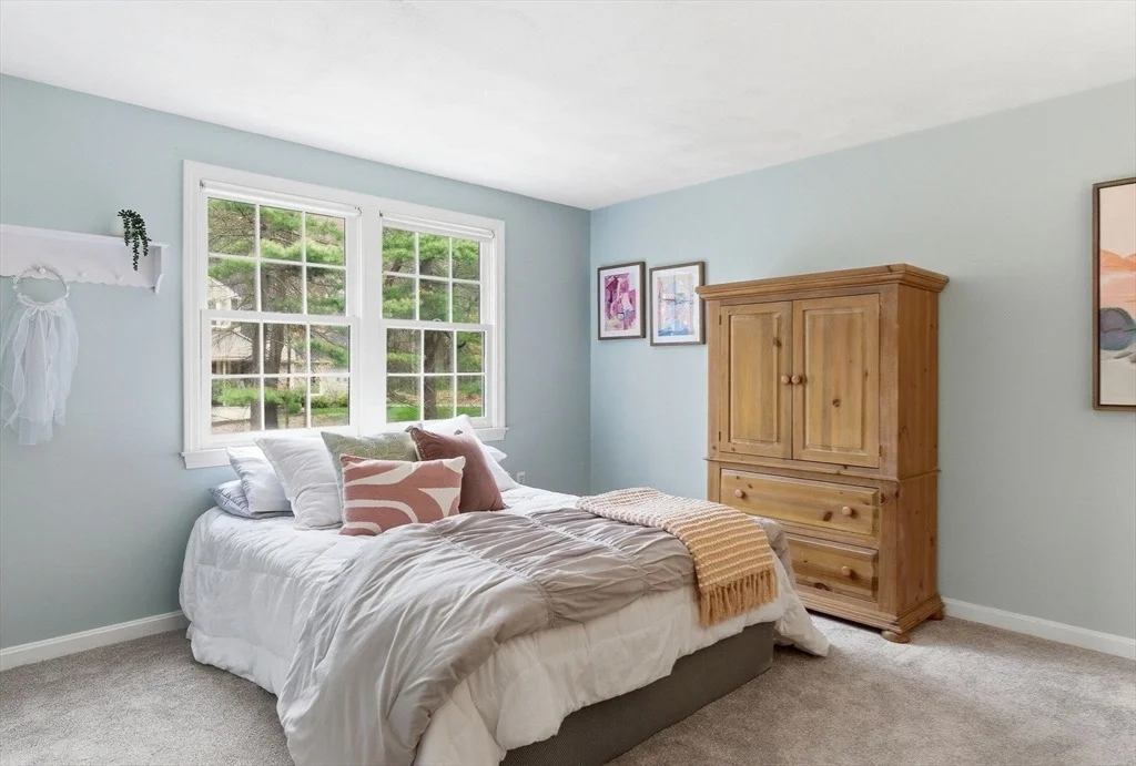Photo of 6 Kristyn Ln